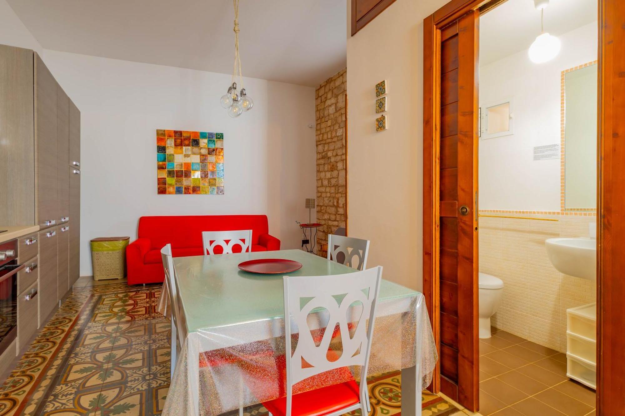 Antiche Mura Apartments "Nel Cuore Della Puglia"Bivani, Cucina, Terrazzo Turi Exteriör bild
