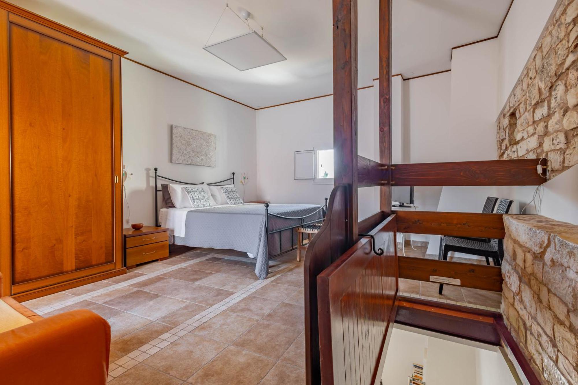 Antiche Mura Apartments "Nel Cuore Della Puglia"Bivani, Cucina, Terrazzo Turi Exteriör bild